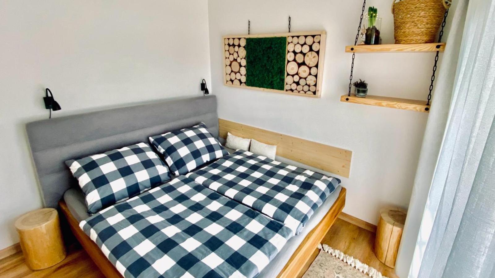 Apartman Lipenka แชร์นาฟ โปชูมาวี ภายนอก รูปภาพ