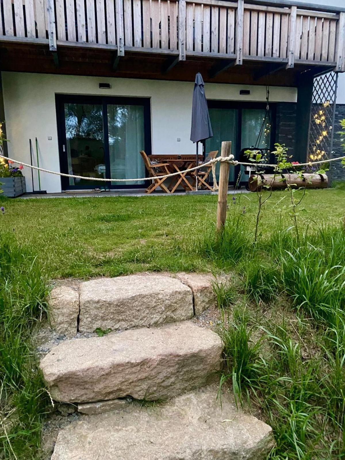 Apartman Lipenka แชร์นาฟ โปชูมาวี ภายนอก รูปภาพ
